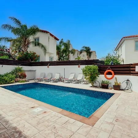 Seaview Villa *